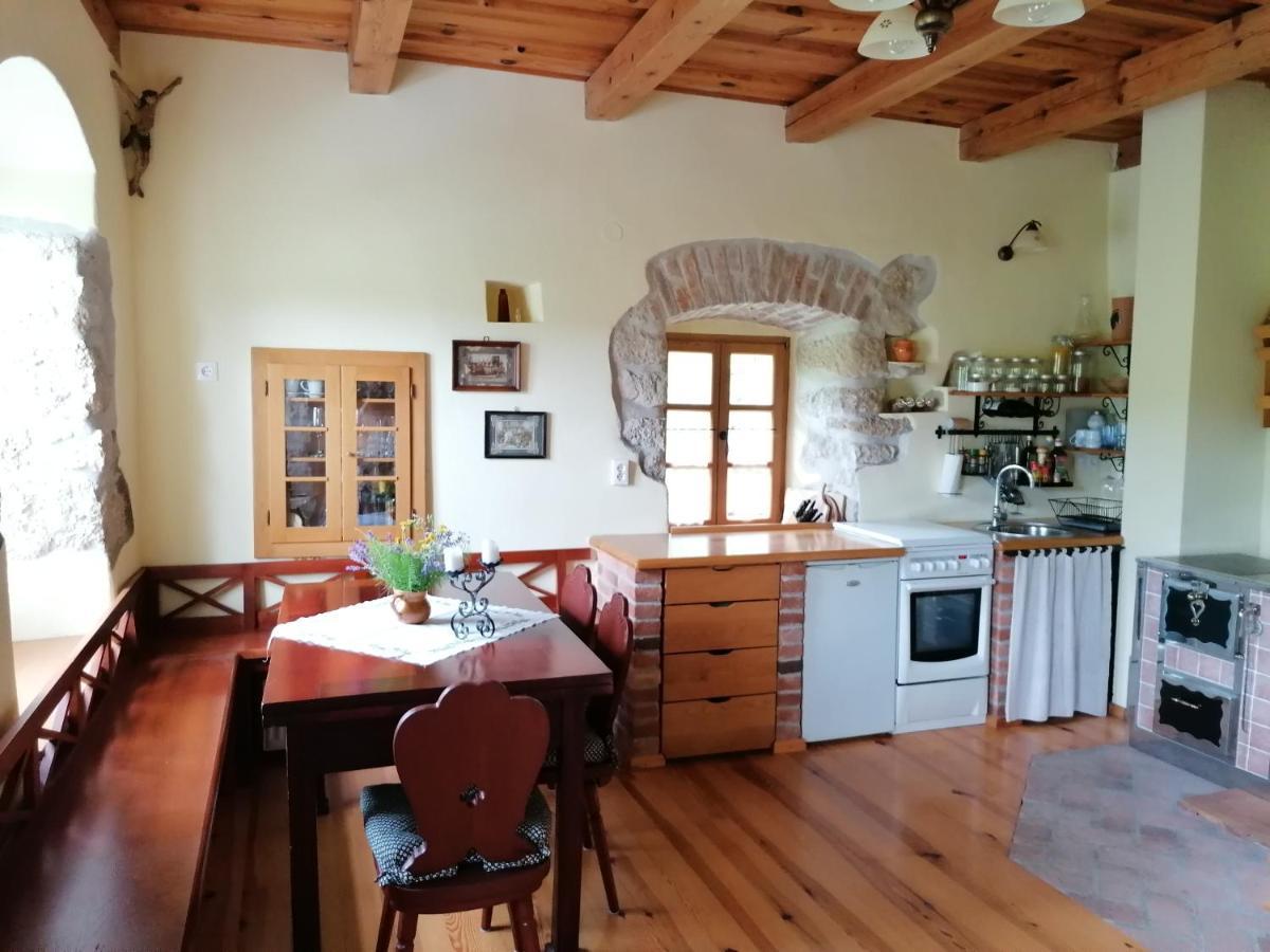 Holiday House Apartment Voukov Mlin Smarje pri Jelsah Bagian luar foto
